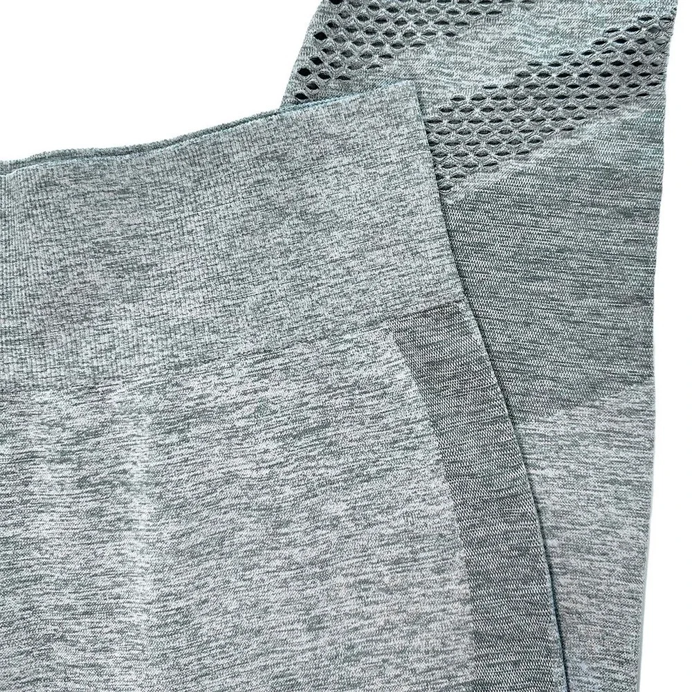 VICTORIA'S SECRET PINK Seamless Leggings • Large •‎ heather green